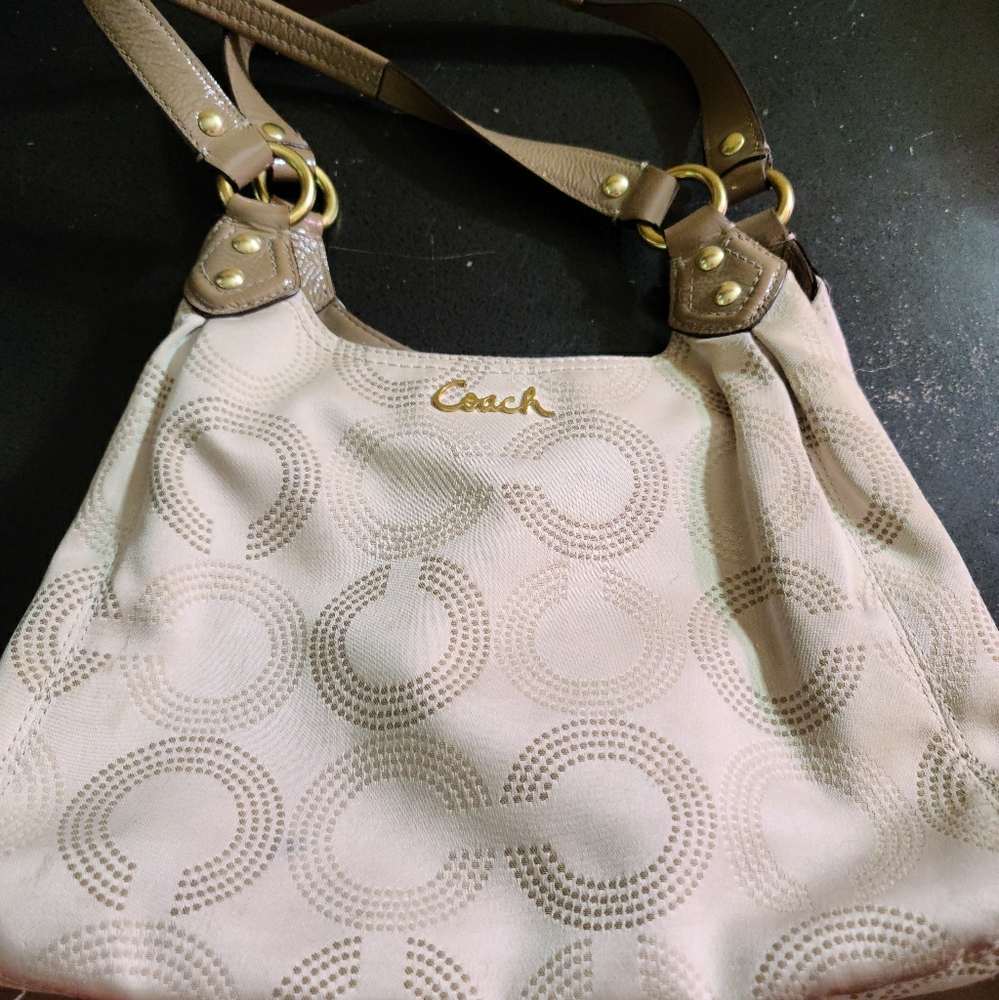 Coach Signature Op Art Ashley hobo